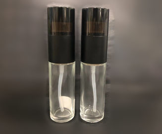 Butelki kremowe, butelki do pakowania makijażu Butelki z płynną podkładką Plastikowa nasadka OEM