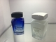 Niestandardowy szklany pojemnik na perfumy o pojemności 50 ml 100 ml z kwadratową nasadką atomizera