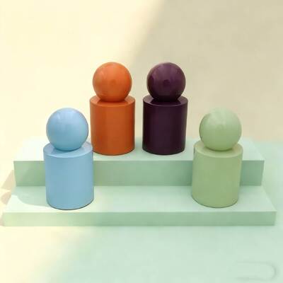 Niestandardowe butelki z 30 ml i 50 ml szklanych butelek z perfumami, mgły lub pompy serumowej, butelki ze szklanymi okrągłymi kulkami